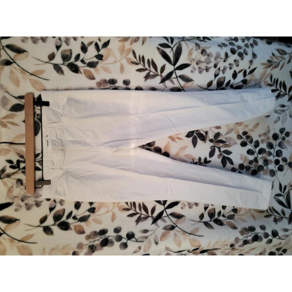 Old Navy Women's Pixie Mid-Rise White Jeans